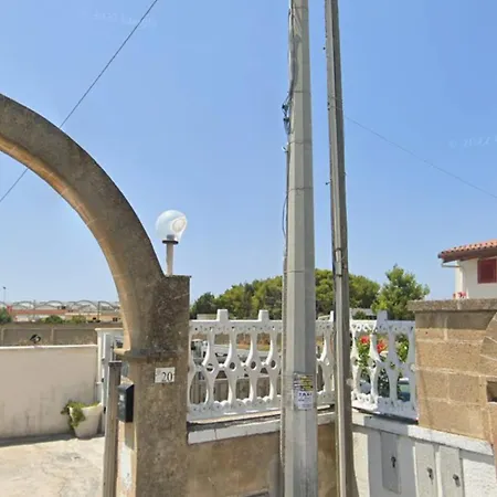 Depan Dance بيت ضيافة غالّيبولي