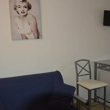 بيت ضيافة Depan Dance