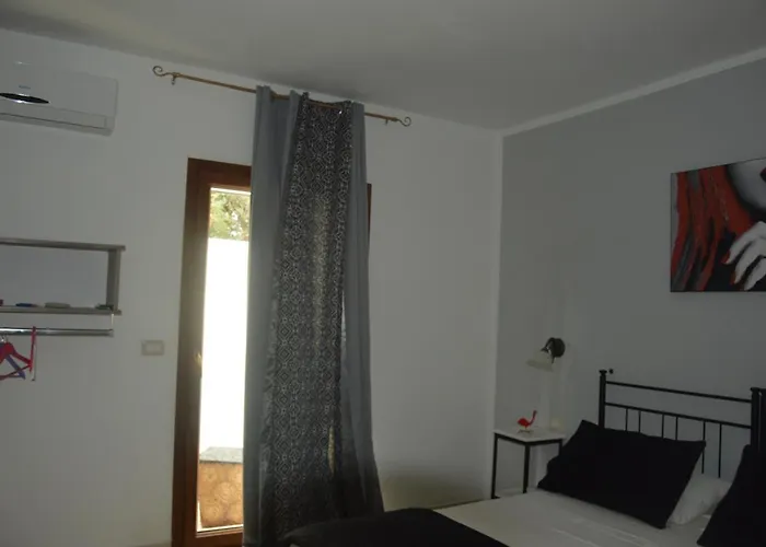 Guest house Depan Dance 3*